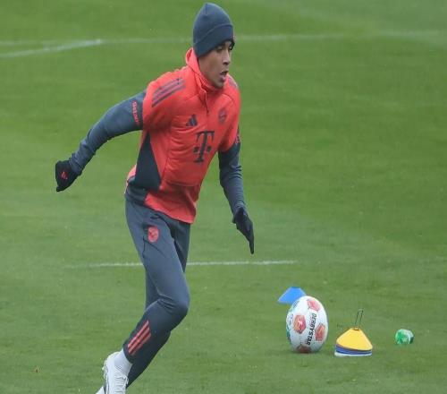 凯恩:看到穆西亚拉回归真的很棒,他是队内最出色的球员