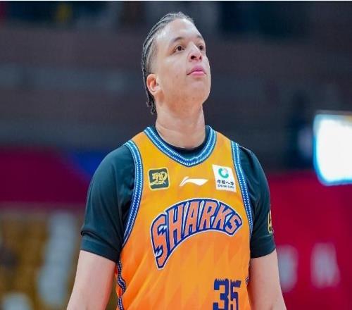 张镇麟20分加盟新高上海灭宁波6连胜王哲林17分罗凯文21分