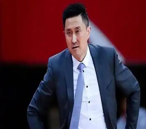 广东男篮pk浙江,徐杰复出带队冲2连胜,杜锋表态,胡明轩加油