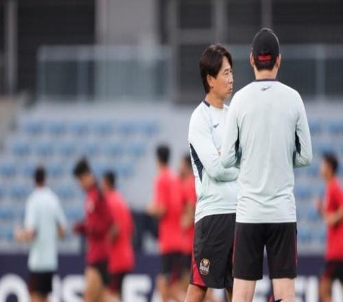 韩媒:首尔队于3日已经抵达中国海南省,正在海南进行冬训