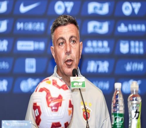 浙江队冲冠野心藏不住了!签下朴镇燮仍不罢休,又追俄超中场王牌