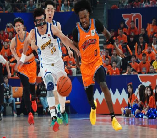 最佳防守球员正负值最低,球迷:终于知道郭士强为啥看不上他了