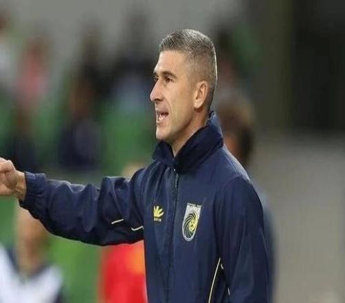 中超迎来“换帅潮”!近半数球队更换主教练国安暂群龙无首