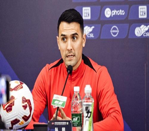 曝周定洋前往曼城体检,即将加盟中超新贵,公认最强内援后腰