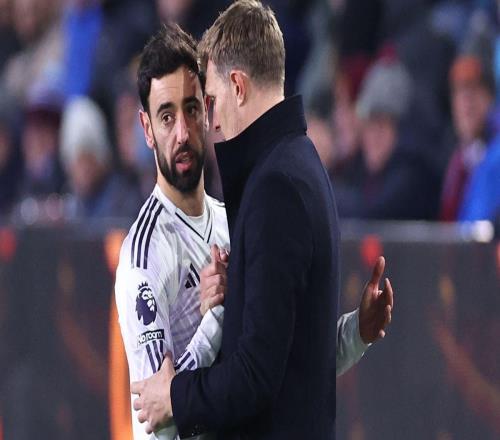 换下5分钟就被扳平!弗莱彻也很无奈,赛后解释换下B费真因