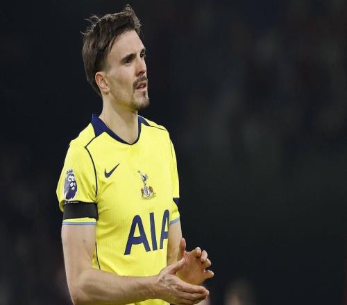 德天空:热刺将在赛季结束后再决定是否买断帕利尼亚