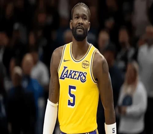 湖人这双核是真不稳!艾顿又软又没态度,东契奇一打铁心态就崩!