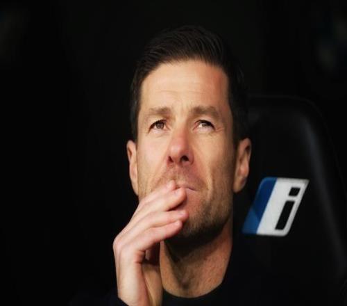 记者:皇马从未真正信任阿隆索多家豪门有意邀请阿隆索执教