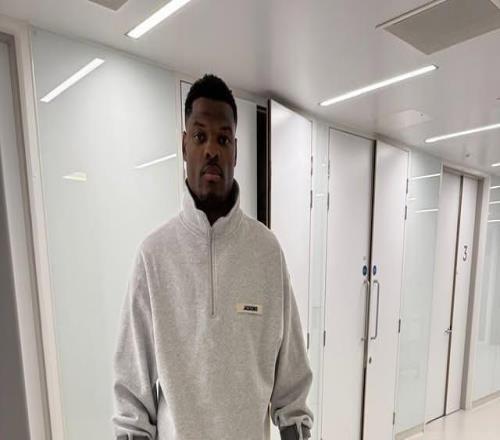 邓弗里斯:我的恢复情况非常理想,一切迹象都表明会提前回归