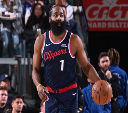 NBA最新排名出炉!湖人无路可退,凯尔特人2队爆冷,快船喜讯连连