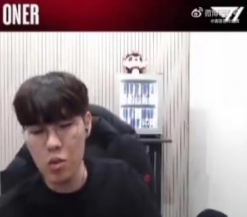 Oner:我和队员们一起的时候,还有跟Keria一起吃饭的时候基本都不穿衣服