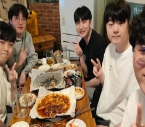 Kellin选手分享2025年回顾:2025辛苦了,2026年加油