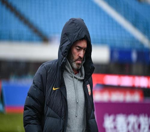 降级背锅侠吗长春亚泰:苏亚雷斯下课!有望留在中国足坛再就业