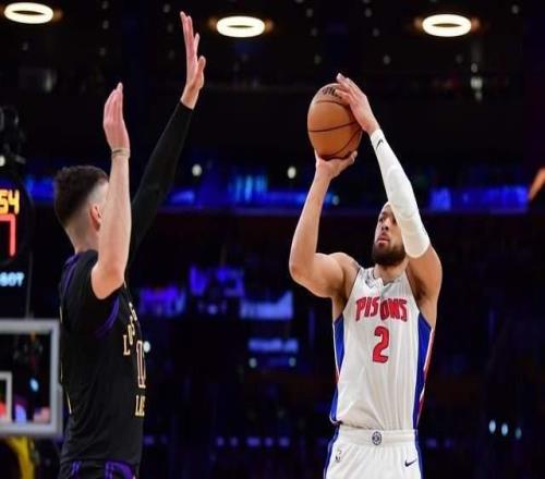 生日夜惨败!詹姆斯17中6仅得17分!湖人被打爆,东契奇30+11