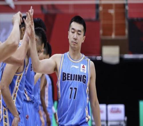 翟晓川:王骁辉当年被球迷骂到不想打篮球,提前退役挺可惜的