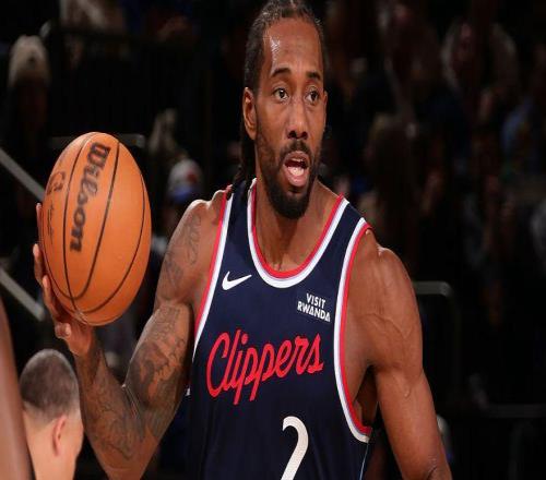 小卡因伤出战成疑!踩球迷脚受伤一幕曝光:与11月伤的是同一只脚