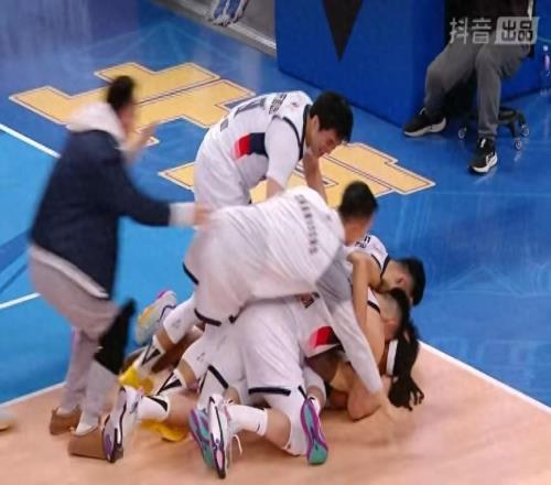 绝杀北京队!山东应该感谢一人,是他成全谢智杰,功劳不逊珀赛尔