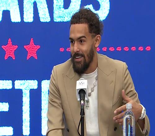 特雷杨亮相华盛顿!希望帮队友成全明星爆料奇才将退役沃尔球衣