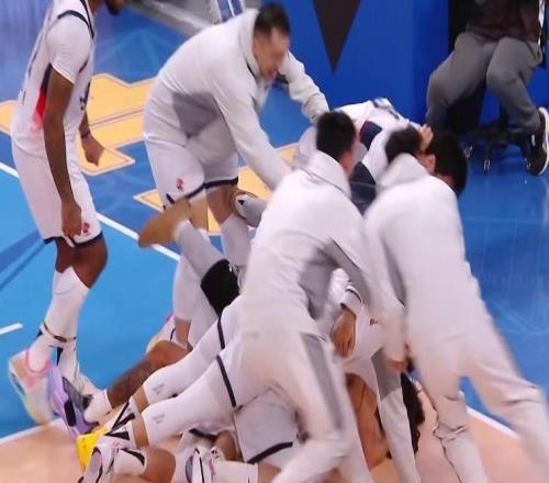 珀塞尔立大功!高速男篮87:85绝杀北京北汽,豪取五连胜