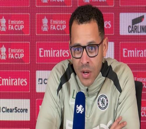 罗塞尼尔:我对我的工作很擅长,我从事每份工作都取得了成功