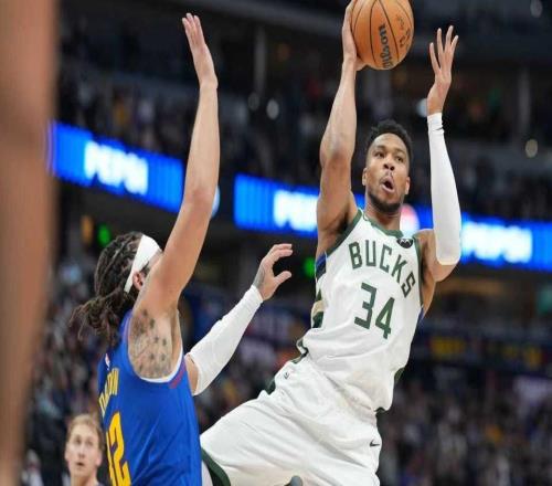 创大前锋历史第一纪录!字母哥31+8+11雄鹿爆冷惜败残阵掘金