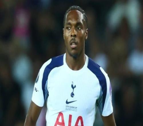 德天空:特尔还对很少踢中锋感到沮丧,巴黎FC能提供这个机会