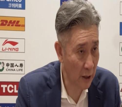 终结上海9连胜,郑永刚:球队现在非常团结,贺希宁堪称劳模