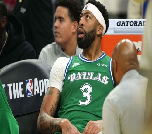 霸气,独行侠安东尼戴维斯在手术和交易传闻中回击“谎言”