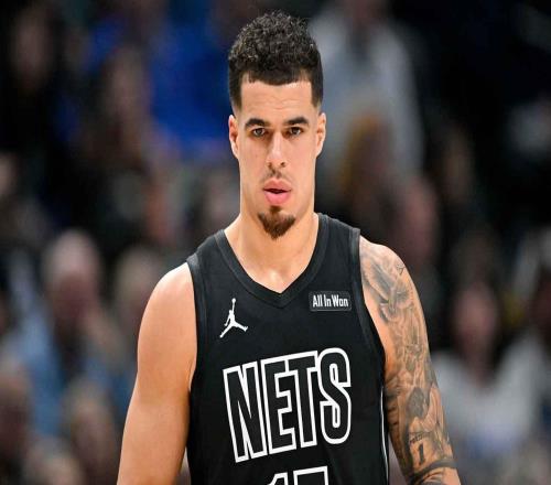 黄蜂队迈尔斯布里奇斯或成雄鹿交易目标,力图挽救字母哥时代