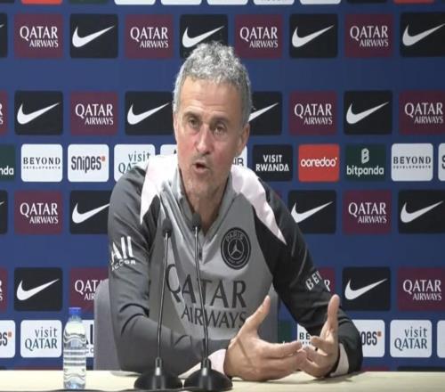 恩里克:阿什拉夫有轻微的不适更希望直接晋级欧冠十六强