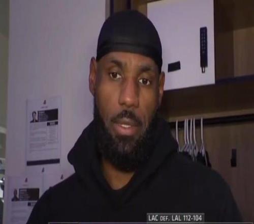 詹姆斯:我来湖人初衷是重振球队雄风这是我生涯第二长效力球队