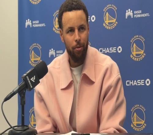 库里谈巴特勒伤情:很棘手,但只要我还打我就对赢球充满信心