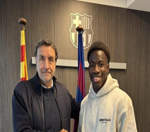 官方:巴萨与15岁通卡拉就续约达成协议,将在球员16岁时生效