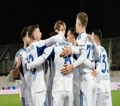 科莫队史第二次闯入意杯8强,上一次是8586赛季淘汰尤文晋级