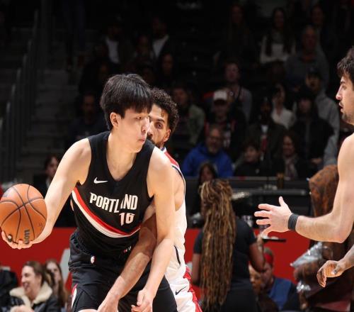 正负值+11创新高!杨瀚森12分钟砍6+5:反衬克林根在场输17分尴尬