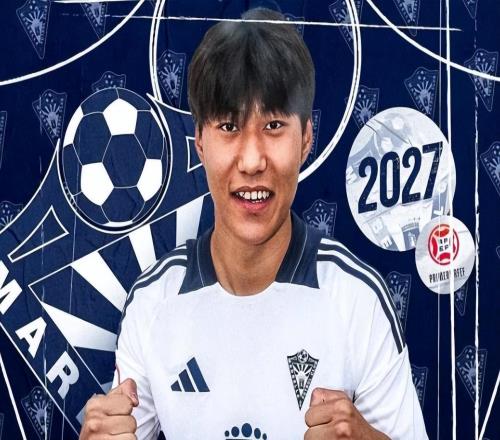 喜讯!他可能成首位通过邵佳一考察的00后国脚,热身赛连场爆发