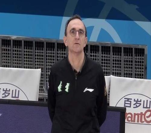 被打回原形,辽宁男篮队史首败宁波赵继伟8+6低迷替补5将没得分