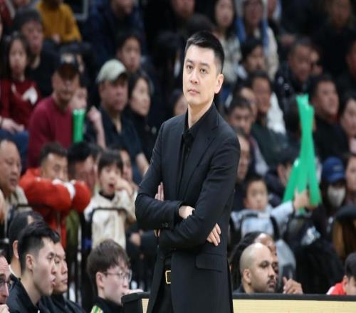 已经有CBA球队接触!杨鸣自曝未来打算上海北控都不适合他