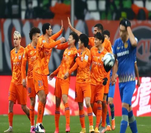 鲁能被官宣扣6分!本赛季中超可就此掀起青春锋霸,陈泽仕上位