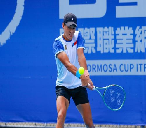 七连胜夺冠,连挫两中国选手,权纯雨或再成中国选手威胁