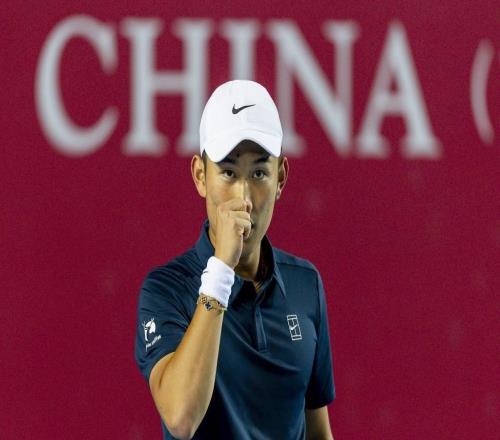 中国男网开门红!商竣程、吴易昺双双晋级ATP香港站次轮