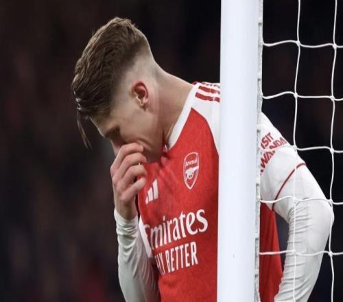 近10轮仅1球！6400万英镑锋霸迷失英超，阿森纳锋线支柱又落空