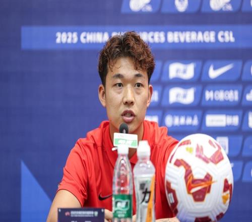 李金羽刚带队冲超，就给球队喊来一名国脚核心，曾帮球队中超夺冠