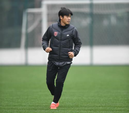 曝北京国安正在接触徐正源，成都蓉城已启动选帅工作！