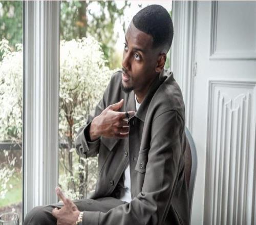 伊萨克忆今夏转会风波：事情比表面看起来复杂，我专注于未来