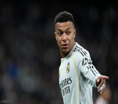 西甲最新积分战报姆巴佩点射皇马再夺连胜差巴萨1分暂居第2