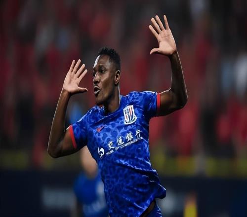 大连英博前锋有望重返上海足坛！将身披上港战袍亮相，以官宣为准