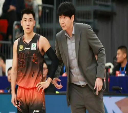 CBA新消息！高诗岩怒怼球迷，曾凡博26日赛季首秀，上海伤两大将