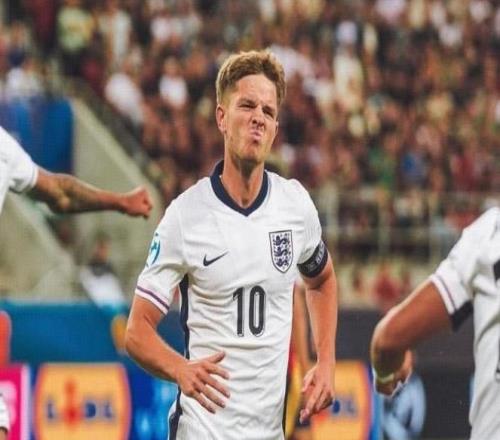 罗马诺:斯特拉斯堡对麦卡蒂感兴趣,希望其成为冬窗潜在选择