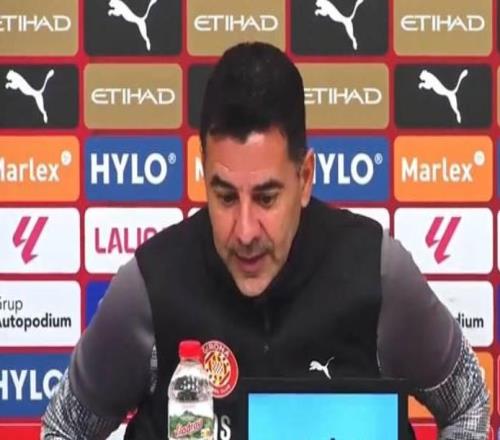 赫罗纳主帅:埃切韦里在跟我们一起训练特狮冬窗非常复杂